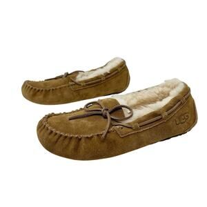 UGG Dakota Slippers Kids Size 5 Chestnut Suede Bow Wool Lined Indoor Outdoor